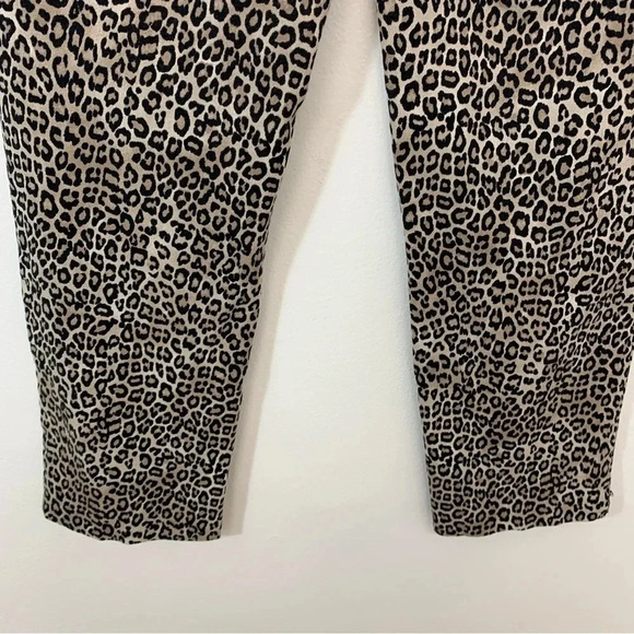 Chicos 0 Leopard Print Pants Small Slimming Pull On Ankle Stretch Travel - Picture 11 of 12